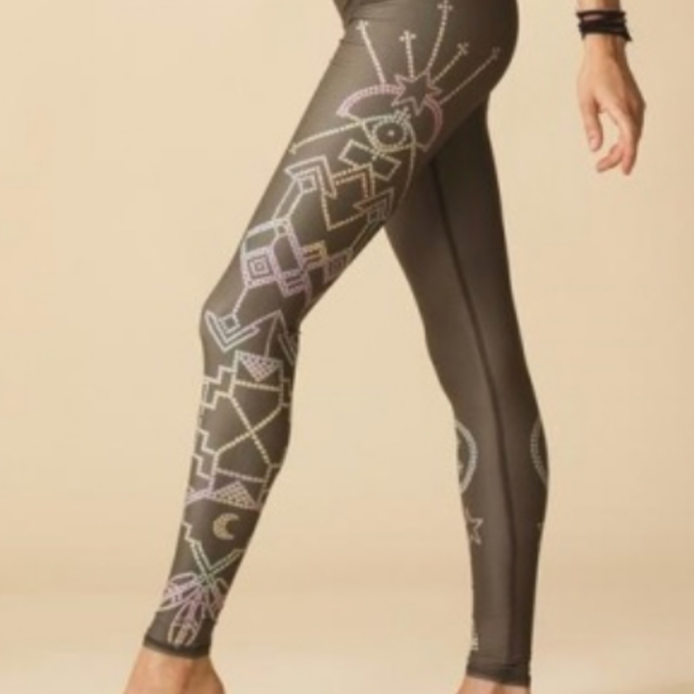 Teeki Seven Crowns Leggings